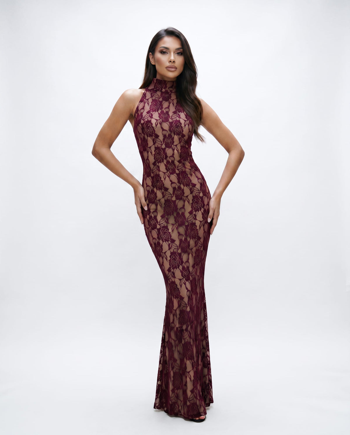 Cloud Wear VESPER - Sukienka Maxi z Bordową Koronką