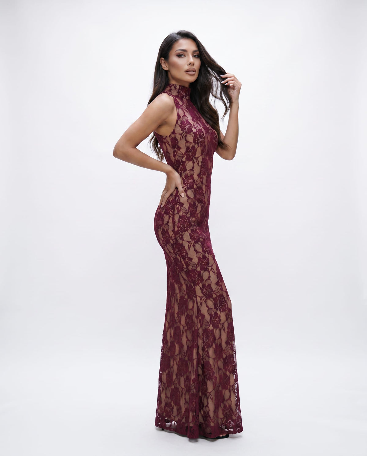 Cloud Wear VESPER - Sukienka Maxi z Bordową Koronką